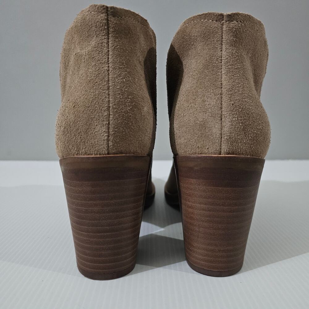 Dolce Vita Spade Pull On Ankle Bootie Womens 9.5 Mushroom Suede Block Heel Fall - Picture 7 of 13